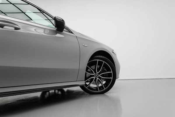 Mercedes-Benz A-Klasse A250 e AMG Line |Pano|ALPINEGRAU|Ambient|Dodehoek| Mercedes-Benz A-Klasse A250 e AMG Line |Pano|ALPINEGRAU|Ambient|Dodehoek|