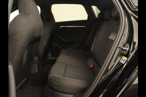Audi A3 45 TFSI e S Line | Stoelverwarming | Camera | Sfeerverlichting | Virtual Cockpit | Carplay | Navigatie | Sportstoelen | 18'' | Climate control | PHEV | Plug In Audi A3 45 TFSI e S Line | Stoelverwarming | Camera | Sfeerverlichting | Virtual Cockpit | Carplay | Navigatie | Sportstoelen | 18'' | Climate control | PHEV | Plug In