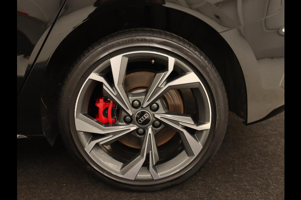 Audi A3 45 TFSI e S Line | Stoelverwarming | Camera | Sfeerverlichting | Virtual Cockpit | Carplay | Navigatie | Sportstoelen | 18'' | Climate control | PHEV | Plug In Audi A3 45 TFSI e S Line | Stoelverwarming | Camera | Sfeerverlichting | Virtual Cockpit | Carplay | Navigatie | Sportstoelen | 18'' | Climate control | PHEV | Plug In