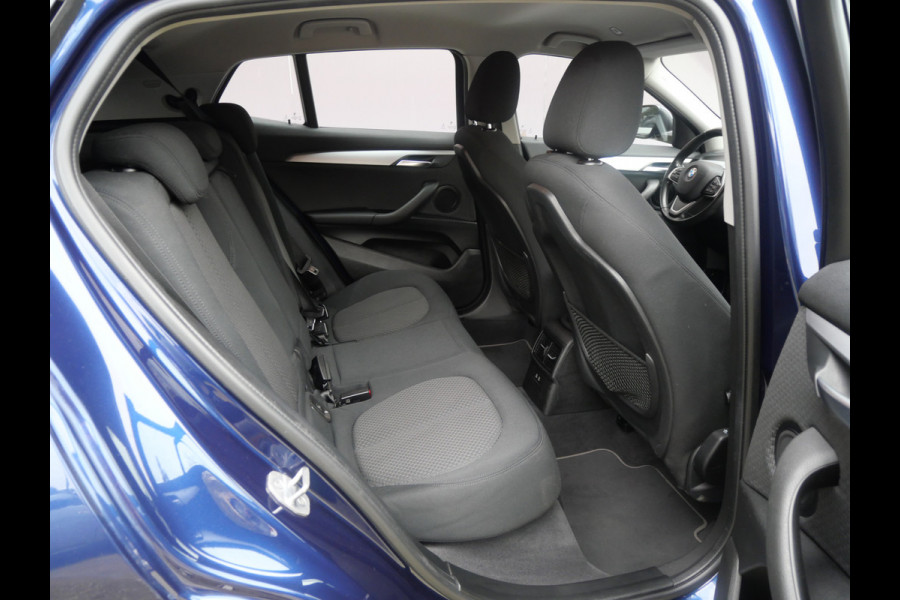 BMW X2 sDrive18i EXECUTIVE | AUTOMAAT | LED | ELEK KLEP | NAVIGATIE | NL-AUTO!! BMW X2 sDrive18i EXECUTIVE | AUTOMAAT | LED | ELEK KLEP | NAVIGATIE | NL-AUTO!!