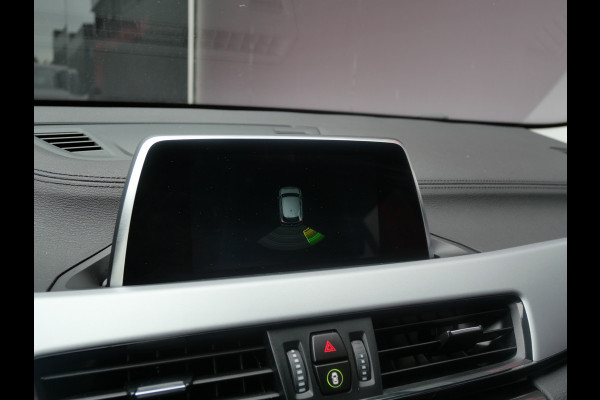 BMW X2 sDrive18i EXECUTIVE | AUTOMAAT | LED | ELEK KLEP | NAVIGATIE | NL-AUTO!! BMW X2 sDrive18i EXECUTIVE | AUTOMAAT | LED | ELEK KLEP | NAVIGATIE | NL-AUTO!!