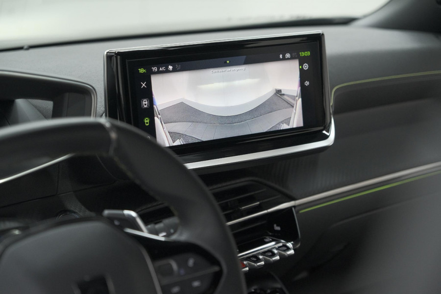 Peugeot 2008 PureTech 130 EAT8 GT | 360 Camera | Stoelmassage | Adaptieve Cruise Control | Dodehoekdetectie