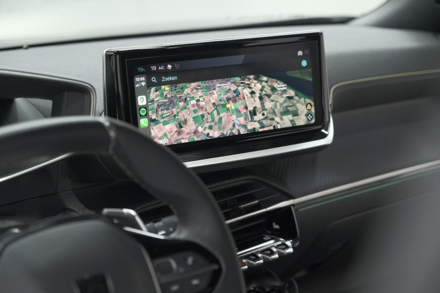 Peugeot 2008 PureTech 130 EAT8 GT | 360 Camera | Stoelmassage | Adaptieve Cruise Control | Dodehoekdetectie