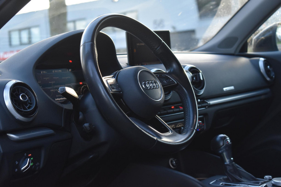 Audi A3 Sportback 1.4 TFSI CoD Sport S Line Edition Virtual Lane ACC Audi A3 Sportback 1.4 TFSI CoD Sport S Line Edition Virtual Lane ACC