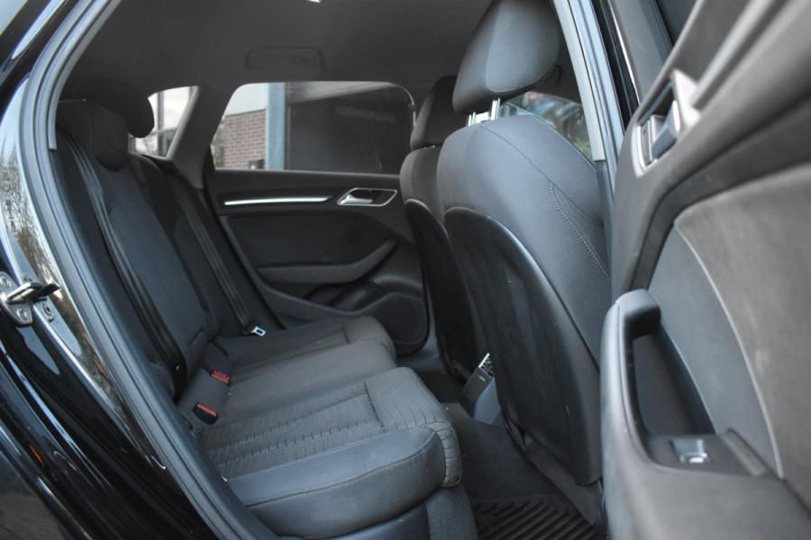 Audi A3 Sportback 1.4 TFSI CoD Sport S Line Edition Virtual Lane ACC Audi A3 Sportback 1.4 TFSI CoD Sport S Line Edition Virtual Lane ACC