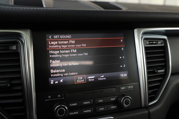 Porsche Macan 2.0 | 252PK | Luchtvering (PASM) | Pano | 14-Weg Comfortstoelen | Memory | Bose | Matrix-led | Stoelverw. | Trekhaak | Dealer on