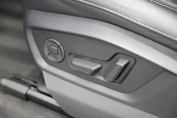 Audi Q7 55 TFSI e quattro S-line | 394PK | Luchtvering | Keyless-go | Sfeerverlichting | Memory | Bose | Pano | Leder | ACC | Standkache Audi Q7 55 TFSI e quattro S-line | 394PK | Luchtvering | Keyless-go | Sfeerverlichting | Memory | Bose | Pano | Leder | ACC | Standkache