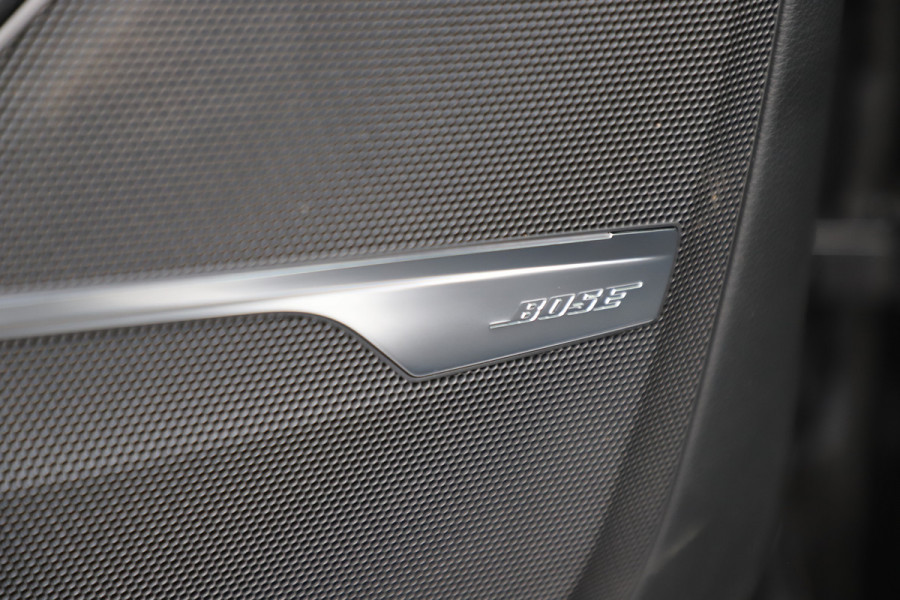 Audi Q7 55 TFSI e quattro S-line | 394PK | Luchtvering | Keyless-go | Sfeerverlichting | Memory | Bose | Pano | Leder | ACC | Standkache Audi Q7 55 TFSI e quattro S-line | 394PK | Luchtvering | Keyless-go | Sfeerverlichting | Memory | Bose | Pano | Leder | ACC | Standkache