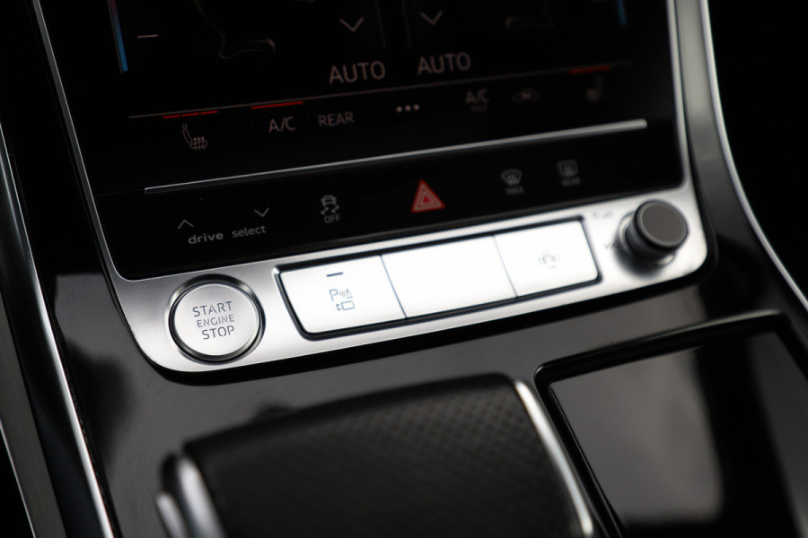 Audi Q7 55 TFSI e quattro S-line | 394PK | Luchtvering | Keyless-go | Sfeerverlichting | Memory | Bose | Pano | Leder | ACC | Standkache Audi Q7 55 TFSI e quattro S-line | 394PK | Luchtvering | Keyless-go | Sfeerverlichting | Memory | Bose | Pano | Leder | ACC | Standkache