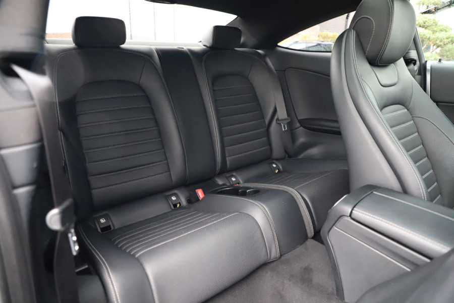 Mercedes-Benz C-Klasse Coupé 250 Night Edition Aut9 | 211PK | Pano | Memory | Burmester | Sfeerverlichting | ILS | Seleniet Magno | NL-Auto | 2018. Mercedes-Benz C-Klasse Coupé 250 Night Edition Aut9 | 211PK | Pano | Memory | Burmester | Sfeerverlichting | ILS | Seleniet Magno | NL-Auto | 2018.