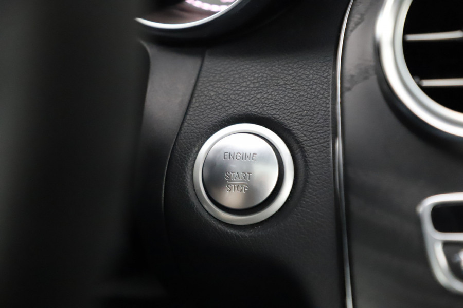 Mercedes-Benz C-Klasse Coupé 250 Night Edition Aut9 | 211PK | Pano | Memory | Burmester | Sfeerverlichting | ILS | Seleniet Magno | NL-Auto | 2018. Mercedes-Benz C-Klasse Coupé 250 Night Edition Aut9 | 211PK | Pano | Memory | Burmester | Sfeerverlichting | ILS | Seleniet Magno | NL-Auto | 2018.