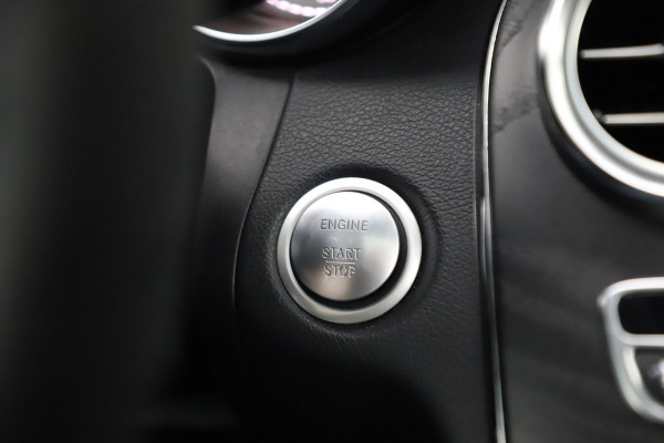 Mercedes-Benz C-Klasse Coupé 250 Night Edition Aut9 | 211PK | Pano | Memory | Burmester | Sfeerverlichting | ILS | Seleniet Magno | NL-Auto | 2018. Mercedes-Benz C-Klasse Coupé 250 Night Edition Aut9 | 211PK | Pano | Memory | Burmester | Sfeerverlichting | ILS | Seleniet Magno | NL-Auto | 2018.