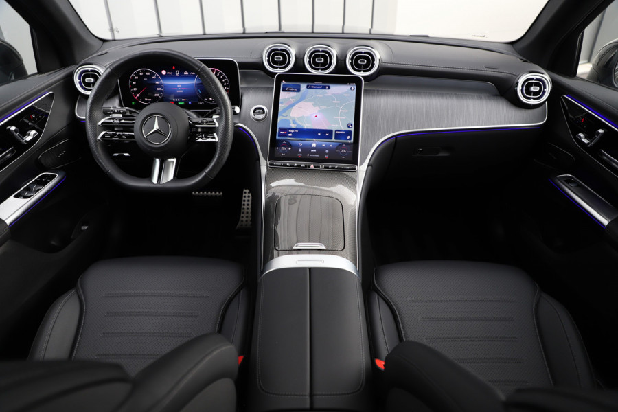 Mercedes-Benz GLC 400e AMG 4-Matic | 381PK | Pano | Sfeerverlichting | Digital-light | Memory | Distronic+ | Trekhaak | Standkachel | Stuurwielver Mercedes-Benz GLC 400e AMG 4-Matic | 381PK | Pano | Sfeerverlichting | Digital-light | Memory | Distronic+ | Trekhaak | Standkachel | Stuurwielver