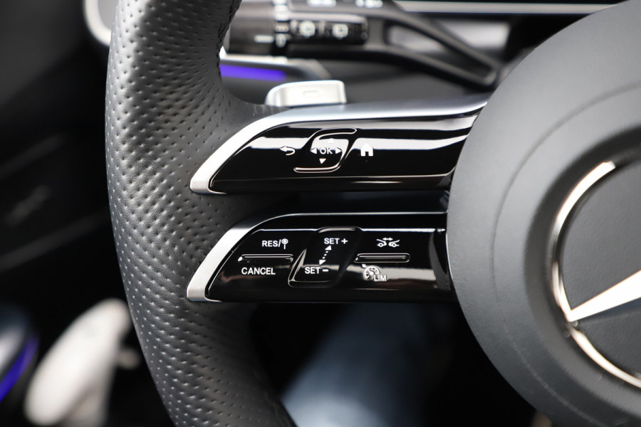 Mercedes-Benz GLC 400e AMG 4-Matic | 381PK | Pano | Sfeerverlichting | Digital-light | Memory | Distronic+ | Trekhaak | Standkachel | Stuurwielver Mercedes-Benz GLC 400e AMG 4-Matic | 381PK | Pano | Sfeerverlichting | Digital-light | Memory | Distronic+ | Trekhaak | Standkachel | Stuurwielver