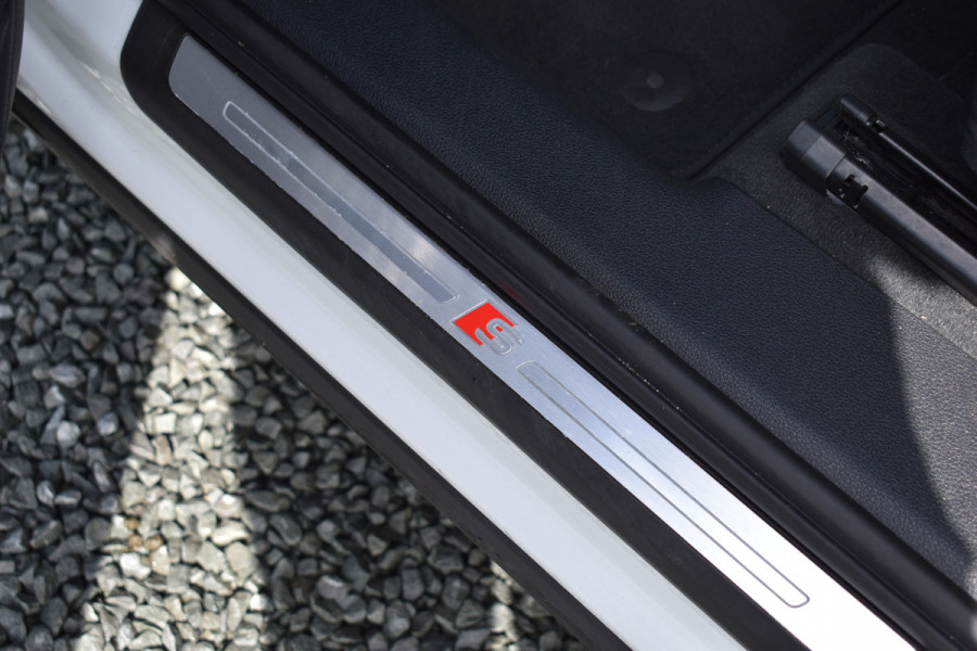 Audi Q3 45 TFSIe 245PK S-TRONIC HYBRID S-LINE VIRTUAL/PDC/CARPLAY