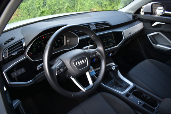 Audi Q3 45 TFSIe 245PK S-TRONIC HYBRID S-LINE VIRTUAL/PDC/CARPLAY