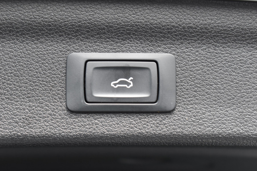 Audi Q3 45 TFSIe 245PK S-TRONIC HYBRID S-LINE VIRTUAL/PDC/CARPLAY