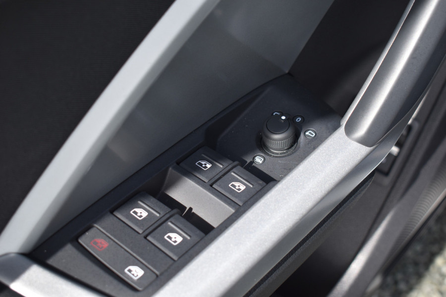 Audi Q3 45 TFSIe 245PK S-TRONIC HYBRID S-LINE VIRTUAL/PDC/CARPLAY