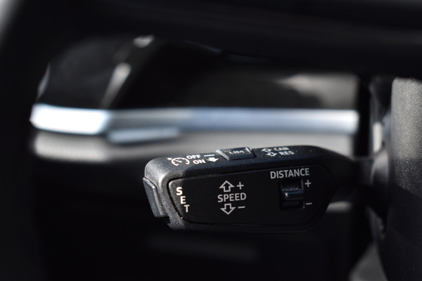 Audi Q3 45 TFSIe 245PK S-TRONIC HYBRID S-LINE VIRTUAL/PDC/CARPLAY