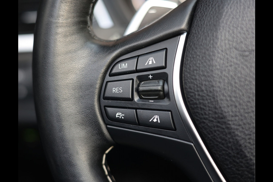 Alpina B4 S Cabrio | HUD - Airscarf - Camera Alpina B4 S Cabrio | HUD - Airscarf - Camera