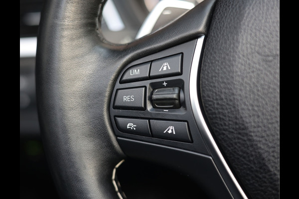 Alpina B4 S Cabrio | HUD - Airscarf - Camera Alpina B4 S Cabrio | HUD - Airscarf - Camera