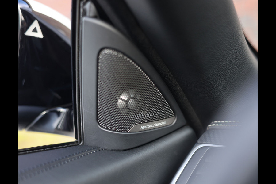 Alpina B4 S Cabrio | HUD - Airscarf - Camera Alpina B4 S Cabrio | HUD - Airscarf - Camera