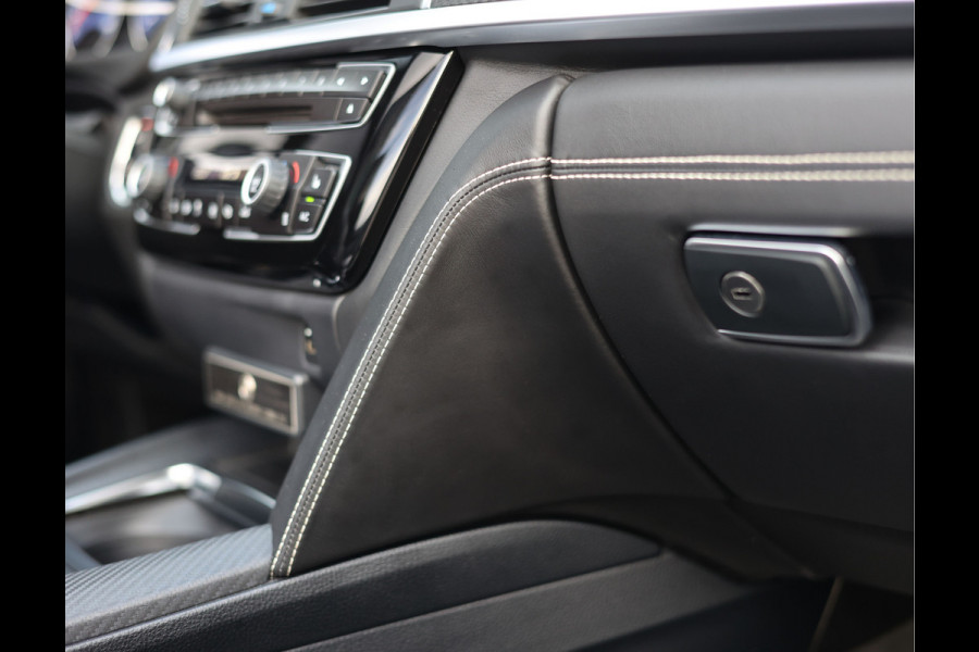 Alpina B4 S Cabrio | HUD - Airscarf - Camera Alpina B4 S Cabrio | HUD - Airscarf - Camera