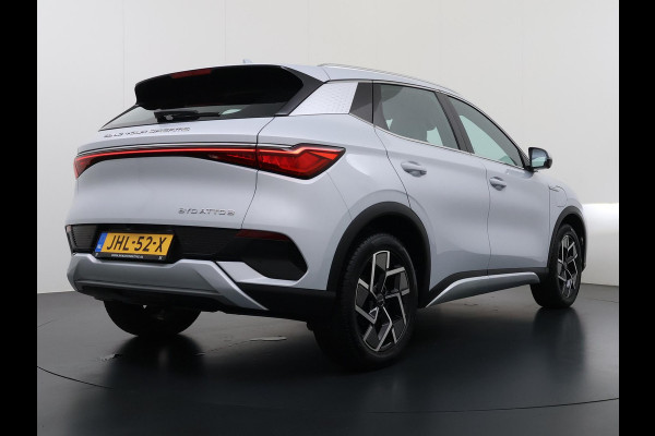 BYD ATTO 3 Comfort 60 kWh RIJKLAAR INCL. FABR. GARANTIE T/M 2029 | AANDRIJFLIJN EN ACCU ZELFS T/M 203 BYD ATTO 3 Comfort 60 kWh RIJKLAAR INCL. FABR. GARANTIE T/M 2029 | AANDRIJFLIJN EN ACCU ZELFS T/M 203