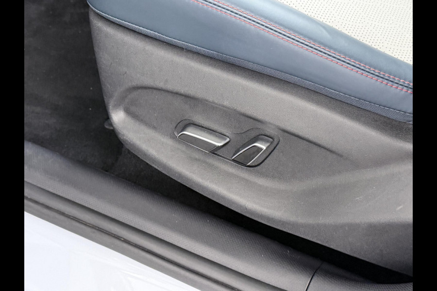 BYD ATTO 3 Comfort 60 kWh RIJKLAAR INCL. FABR. GARANTIE T/M 2029 | AANDRIJFLIJN EN ACCU ZELFS T/M 203 BYD ATTO 3 Comfort 60 kWh RIJKLAAR INCL. FABR. GARANTIE T/M 2029 | AANDRIJFLIJN EN ACCU ZELFS T/M 203