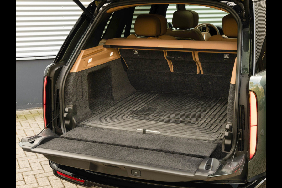 Land Rover Range Rover 3.0 P550e Autobiography - Pano - Shadow Pack - Homelink - Koelvak Land Rover Range Rover 3.0 P550e Autobiography - Pano - Shadow Pack - Homelink - Koelvak