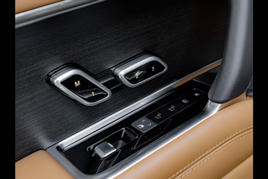 Land Rover Range Rover 3.0 P550e Autobiography - Pano - Shadow Pack - Homelink - Koelvak Land Rover Range Rover 3.0 P550e Autobiography - Pano - Shadow Pack - Homelink - Koelvak