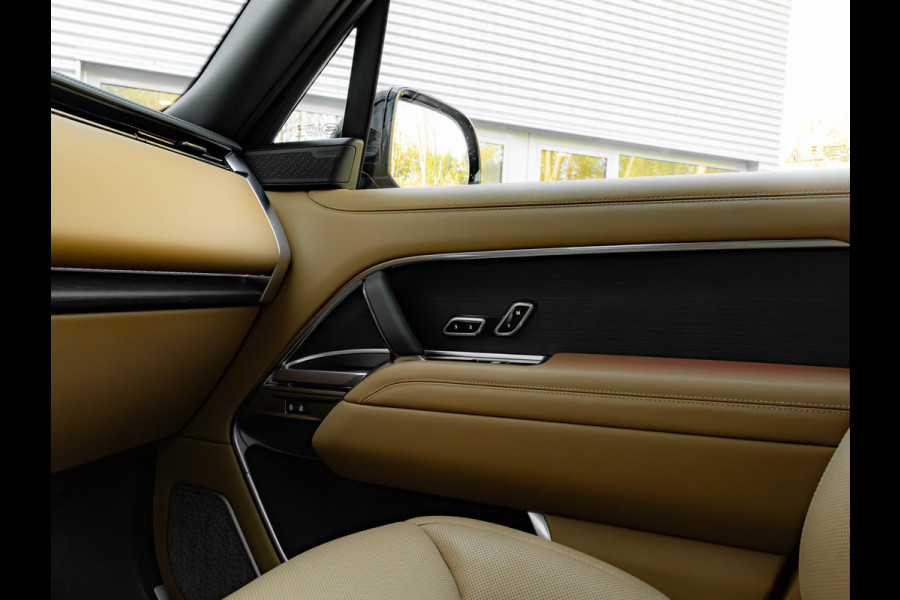 Land Rover Range Rover 3.0 P550e Autobiography - Pano - Shadow Pack - Homelink - Koelvak Land Rover Range Rover 3.0 P550e Autobiography - Pano - Shadow Pack - Homelink - Koelvak