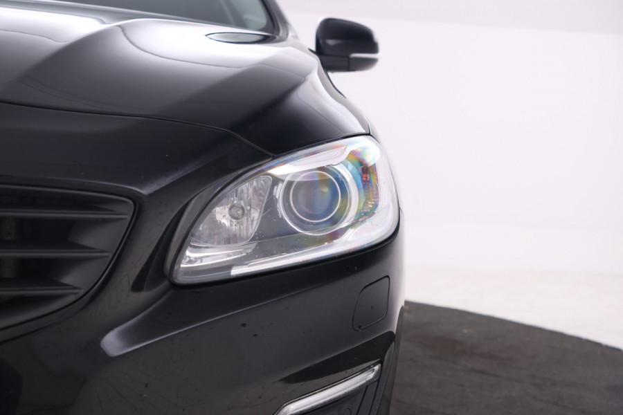 Volvo V60 1.5 T3 Polar+ Automaat, Winter pakket! Cruise Volvo V60 1.5 T3 Polar+ Automaat, Winter pakket! Cruise