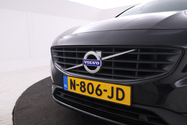 Volvo V60 1.5 T3 Polar+ Automaat, Winter pakket! Cruise Volvo V60 1.5 T3 Polar+ Automaat, Winter pakket! Cruise