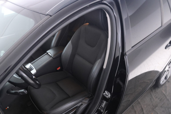 Volvo V60 1.5 T3 Polar+ Automaat, Winter pakket! Cruise Volvo V60 1.5 T3 Polar+ Automaat, Winter pakket! Cruise