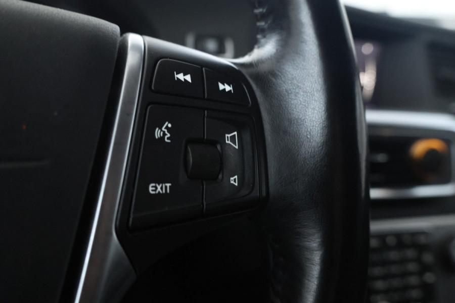 Volvo V60 1.5 T3 Polar+ Automaat, Winter pakket! Cruise Volvo V60 1.5 T3 Polar+ Automaat, Winter pakket! Cruise