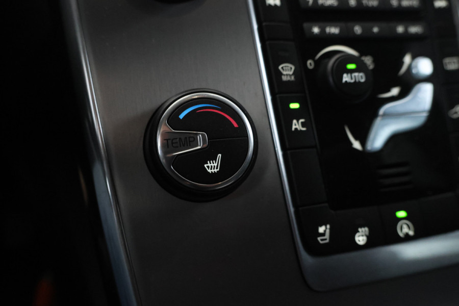Volvo V60 1.5 T3 Polar+ Automaat, Winter pakket! Cruise Volvo V60 1.5 T3 Polar+ Automaat, Winter pakket! Cruise