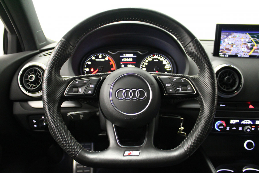 Audi A3 Limousine 35 TFSI CoD Sport S Line Edition Audi A3 Limousine 35 TFSI CoD Sport S Line Edition