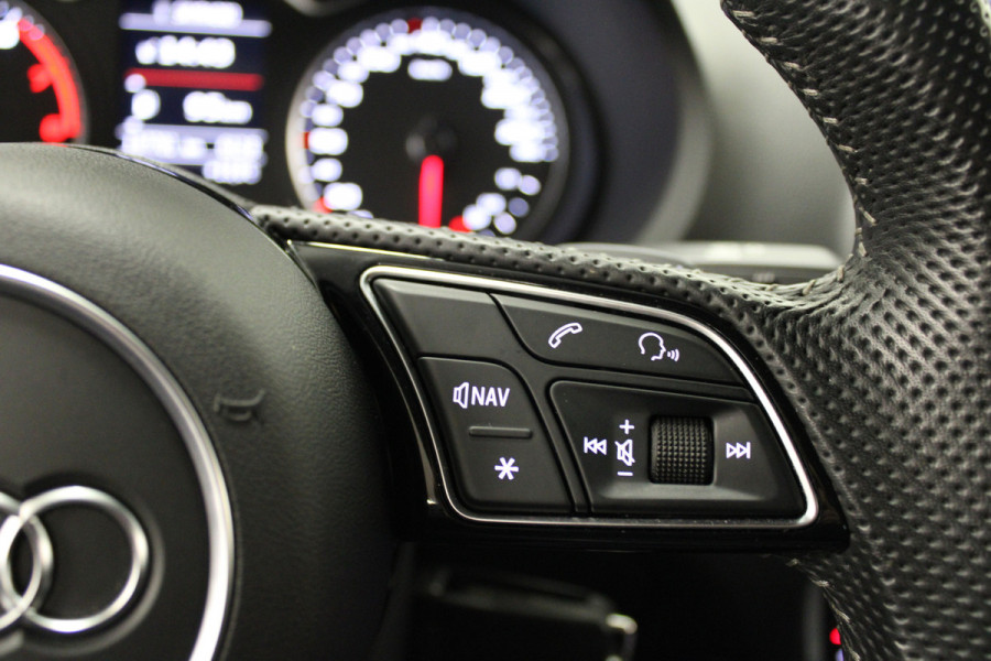 Audi A3 Limousine 35 TFSI CoD Sport S Line Edition Audi A3 Limousine 35 TFSI CoD Sport S Line Edition