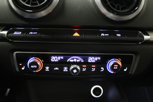 Audi A3 Limousine 35 TFSI CoD Sport S Line Edition Audi A3 Limousine 35 TFSI CoD Sport S Line Edition