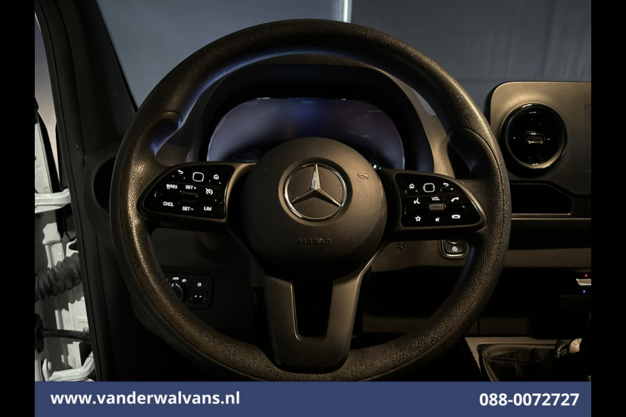 Mercedes-Benz Sprinter 315 CDI 150pk L2H1 Euro6 Airco | Camera | Apple Carplay | Cruisecontrol Android Auto, Stoelverwarming, Parkeersensoren, Bijrijdersbank Mercedes-Benz Sprinter 315 CDI 150pk L2H1 Euro6 Airco | Camera | Apple Carplay | Cruisecontrol Android Auto, Stoelverwarming, Parkeersensoren, Bijrijdersbank