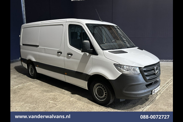 Mercedes-Benz Sprinter 315 CDI 150pk L2H1 Euro6 Airco | Camera | Apple Carplay | Cruisecontrol Android Auto, Stoelverwarming, Parkeersensoren, Bijrijdersbank Mercedes-Benz Sprinter 315 CDI 150pk L2H1 Euro6 Airco | Camera | Apple Carplay | Cruisecontrol Android Auto, Stoelverwarming, Parkeersensoren, Bijrijdersbank