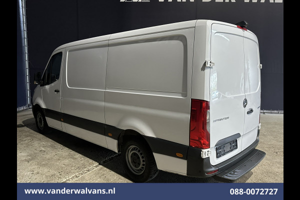 Mercedes-Benz Sprinter 315 CDI 150pk L2H1 Euro6 Airco | Camera | Apple Carplay | Cruisecontrol Android Auto, Stoelverwarming, Parkeersensoren, Bijrijdersbank Mercedes-Benz Sprinter 315 CDI 150pk L2H1 Euro6 Airco | Camera | Apple Carplay | Cruisecontrol Android Auto, Stoelverwarming, Parkeersensoren, Bijrijdersbank