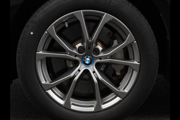 BMW 3 Serie Touring 330e Touring Sportline PHEV AUT Climate control | Adaptieve cruise control | Parkeersensoren | Navigatie | Sfeerverlichting | Stuur + stoelverwarming | Apple Carplay/ Android Auto BMW 3 Serie Touring 330e Touring Sportline PHEV AUT Climate control | Adaptieve cruise control | Parkeersensoren | Navigatie | Sfeerverlichting | Stuur + stoelverwarming | Apple Carplay/ Android Auto