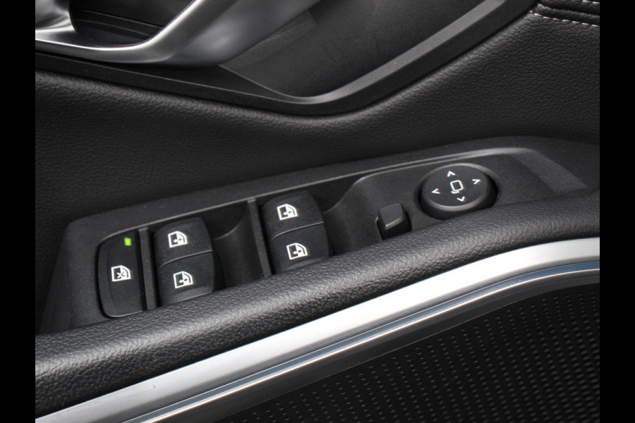 BMW 3 Serie Touring 330e Touring Sportline PHEV AUT Climate control | Adaptieve cruise control | Parkeersensoren | Navigatie | Sfeerverlichting | Stuur + stoelverwarming | Apple Carplay/ Android Auto BMW 3 Serie Touring 330e Touring Sportline PHEV AUT Climate control | Adaptieve cruise control | Parkeersensoren | Navigatie | Sfeerverlichting | Stuur + stoelverwarming | Apple Carplay/ Android Auto