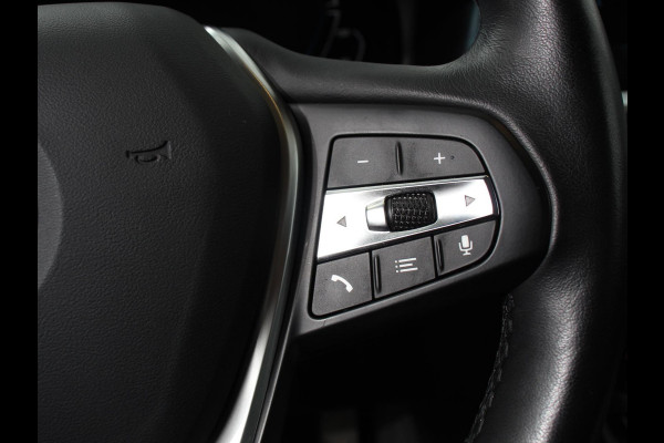 BMW 3 Serie Touring 330e Touring Sportline PHEV AUT Climate control | Adaptieve cruise control | Parkeersensoren | Navigatie | Sfeerverlichting | Stuur + stoelverwarming | Apple Carplay/ Android Auto BMW 3 Serie Touring 330e Touring Sportline PHEV AUT Climate control | Adaptieve cruise control | Parkeersensoren | Navigatie | Sfeerverlichting | Stuur + stoelverwarming | Apple Carplay/ Android Auto