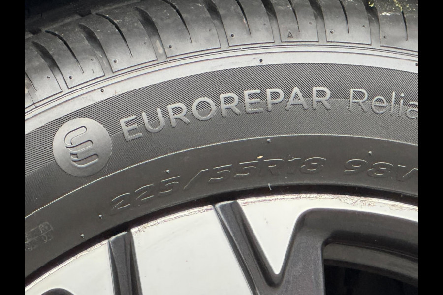 Peugeot 3008 1.2 PureTech Allure - Panorama dak I Navigatie I LED/Xenon I PDC /Camera I Airco I Sport velgen I Dealer onderhouden Peugeot 3008 1.2 PureTech Allure - Panorama dak I Navigatie I LED/Xenon I PDC /Camera I Airco I Sport velgen I Dealer onderhouden