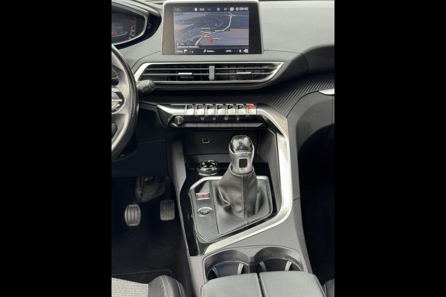 Peugeot 3008 1.2 PureTech Allure - Panorama dak I Navigatie I LED/Xenon I PDC /Camera I Airco I Sport velgen I Dealer onderhouden Peugeot 3008 1.2 PureTech Allure - Panorama dak I Navigatie I LED/Xenon I PDC /Camera I Airco I Sport velgen I Dealer onderhouden