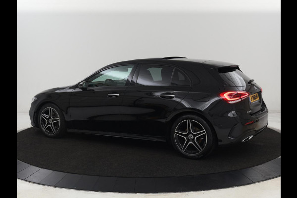 Mercedes-Benz A-Klasse 160 AMG | Panoramadak | Carplay | Matrix LED | Memory | Stoelverwarming | Leder/Alcantara | Sfeerverlichting | Keyless | Widescreen | Navigatie | Camera Mercedes-Benz A-Klasse 160 AMG | Panoramadak | Carplay | Matrix LED | Memory | Stoelverwarming | Leder/Alcantara | Sfeerverlichting | Keyless | Widescreen | Navigatie | Camera