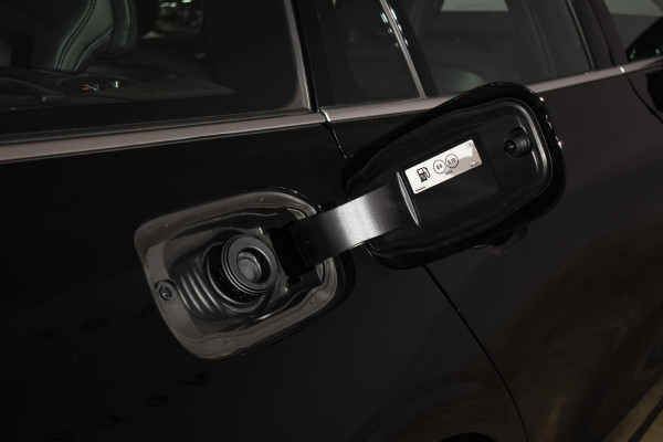 Volvo V60 B4 211PK Automaat Core / Navigatie / Achteruitrijcamera / Elektrische achterklep / LM Velgen / Elektr. Trekhaak / Parkeersensoren voor+achter Volvo V60 B4 211PK Automaat Core / Navigatie / Achteruitrijcamera / Elektrische achterklep / LM Velgen / Elektr. Trekhaak / Parkeersensoren voor+achter